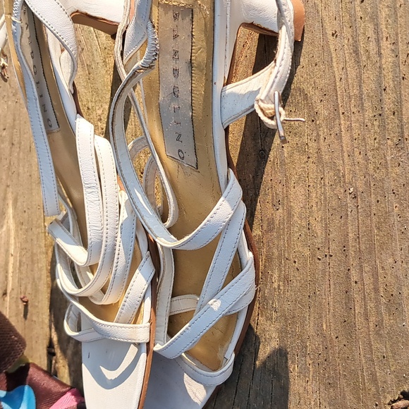 Heels - Picture 2 of 3